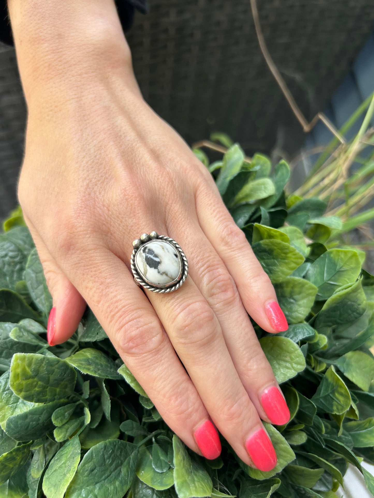 White Buffalo Ring, US 7.5