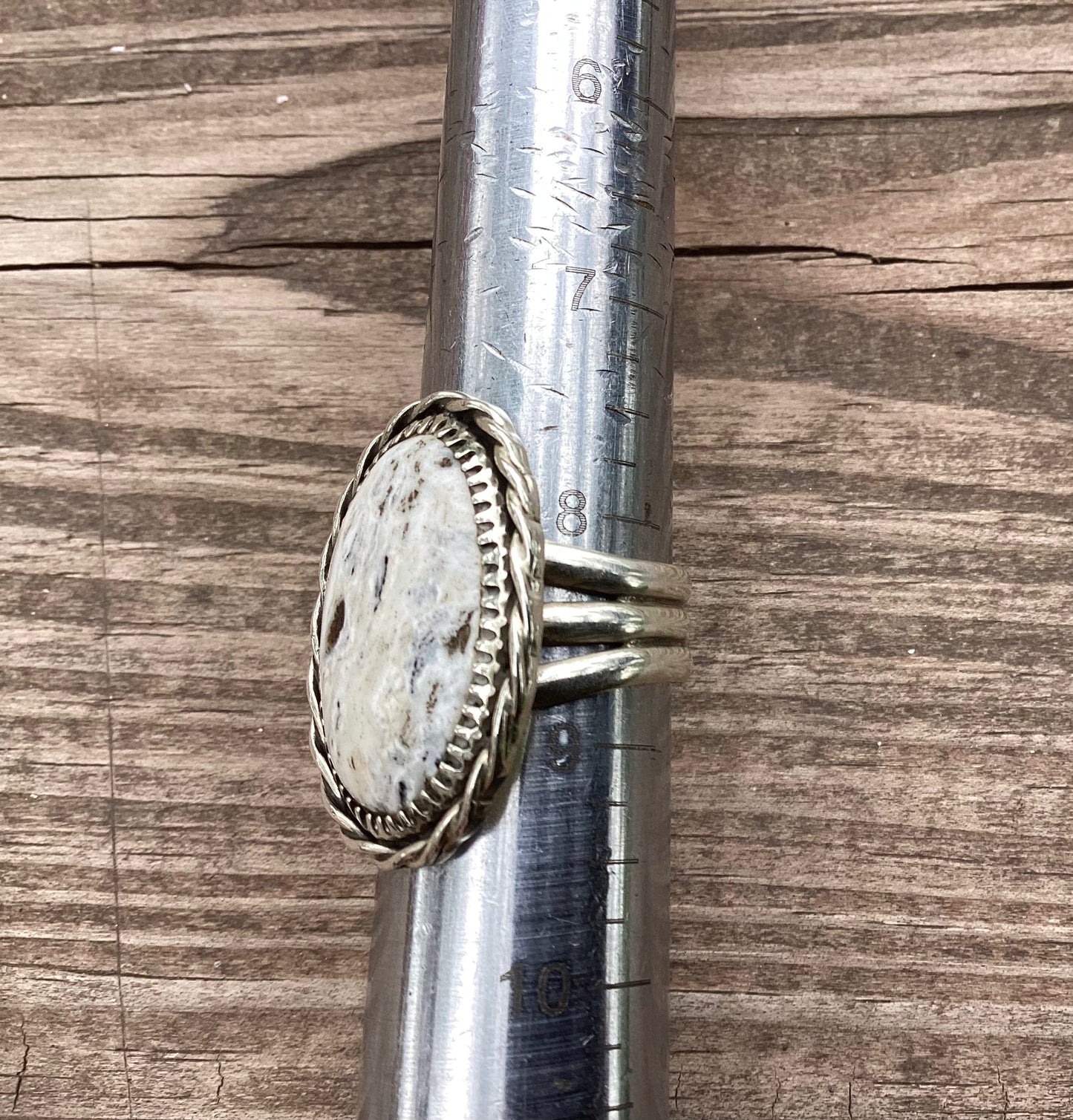 US 8.5 White Buffalo Triple Band Ring
