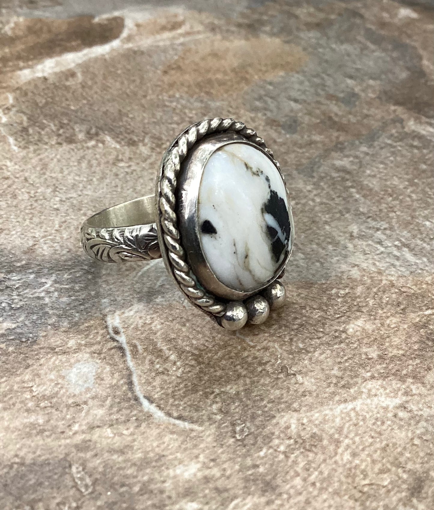 White Buffalo Ring, US 7.5
